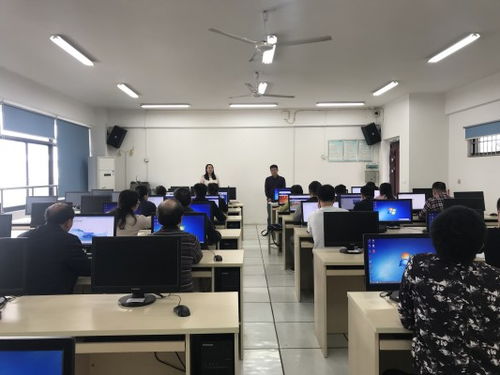 開拓創(chuàng)新，積極進(jìn)取 以項(xiàng)目與文獻(xiàn)研究驅(qū)動(dòng)研究生教育內(nèi)涵式發(fā)展